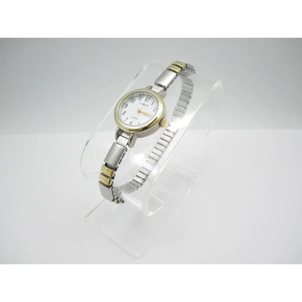 Women Carraige by TImex Quartz WR Analog 22mm Round Watch (H895) 